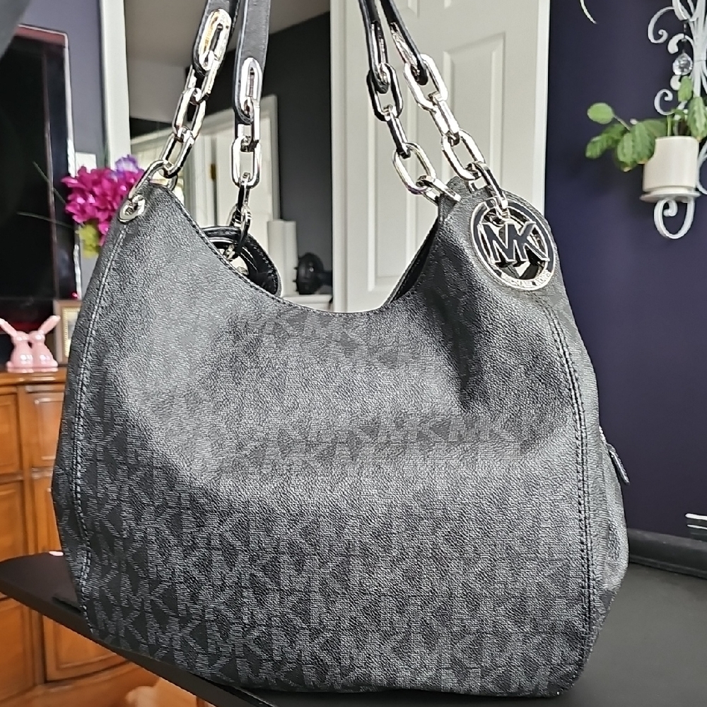 Michael Kors Fulton Shoulder Bag